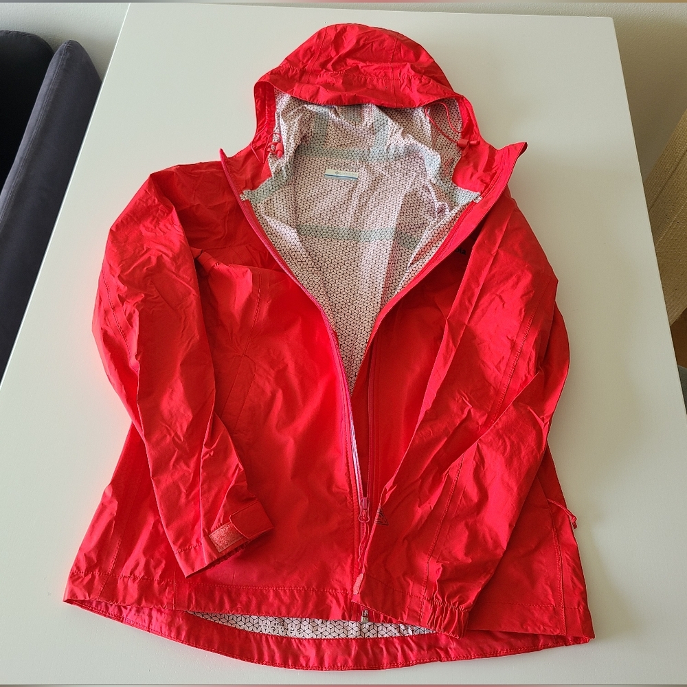 Columbia Omni Tech Womens Waterproof, Breathable Rain Jacket, Red, Size S - Picture 4 of 12